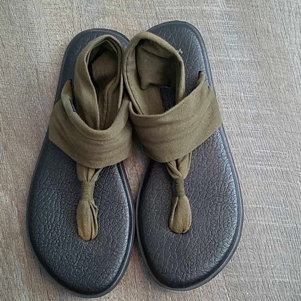 Sanuk Yoga Sling Flat Sandal size 8